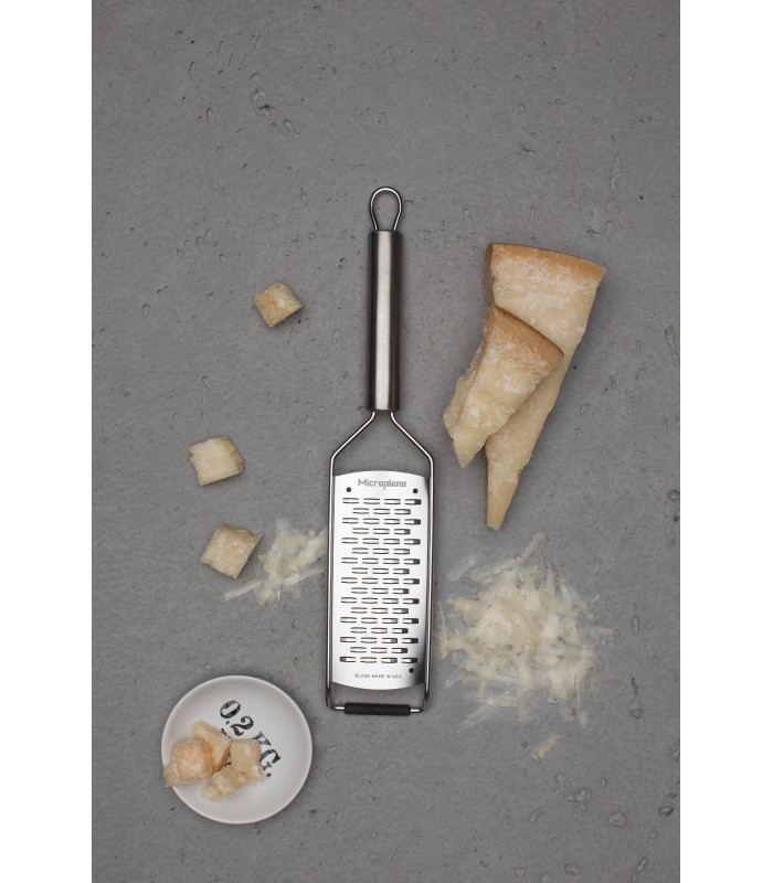 "EOL" MICROPLANE RAPE PROFESSIONAL DOUBLE TRANCHANT INOX dans MICROPLANE