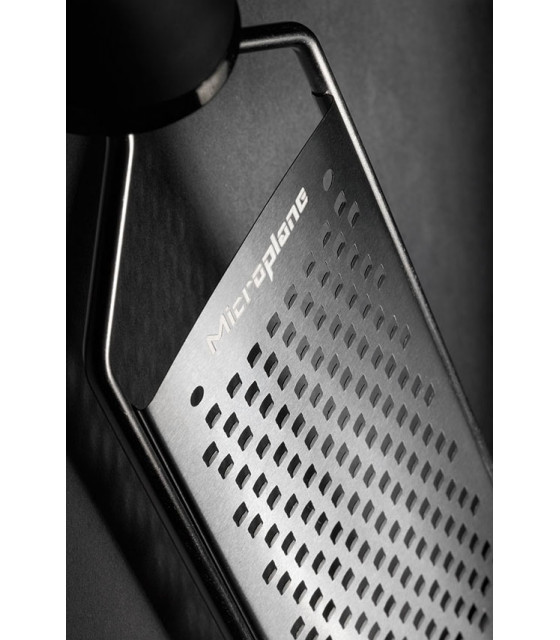 "EOL" MICROPLANE RAPE PROFESSIONAL GROS GRAIN INOX dans MICROPLANE