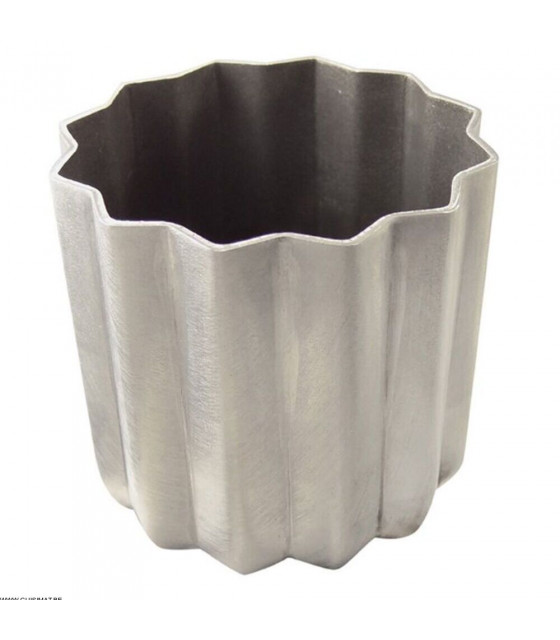 CANNELE BORDELAIS - ALUMINIUM REVETU ANTIADHERENT - 55X50MM GOBEL dans MOULES PATISSERIES