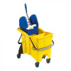 CHARIOT DE NETTOYAGE 2*30LT AVEC PRESSE MOP CUISIMAT dans CHARIOT