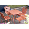 TABLE CARREE A LATTES EN ACIER TERRACOTTA dans TABLE ACIER