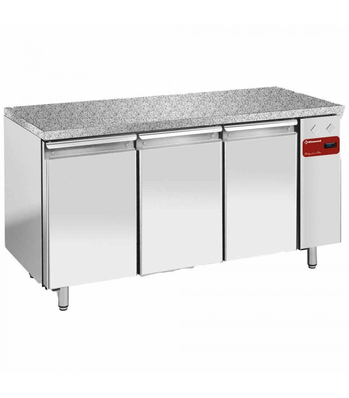 TABLE FRIGORIFIQUE VENTILEE 3 PORTES EN 600X400 + TOP EN GRANIT SANS GROUPE DIAMOND dans TABLES REFRIGEREES