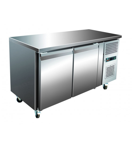 TABLE POSITIVE 2 PORTES GN1/1 R600A 1360X700X850 AMATIS dans TABLES REFRIGEREES