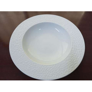 ASSIETTE CREUSE MARTELLEE BULLES BLANCHE Ø22CM dans TS