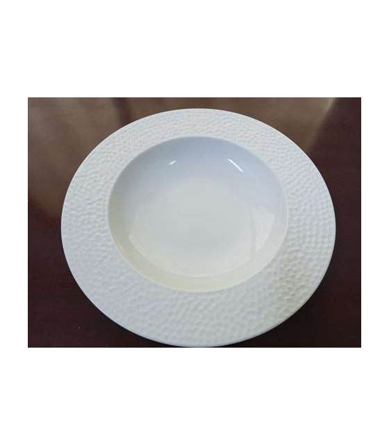ASSIETTE CREUSE MARTELLEE BULLES BLANCHE Ø22CM dans TS