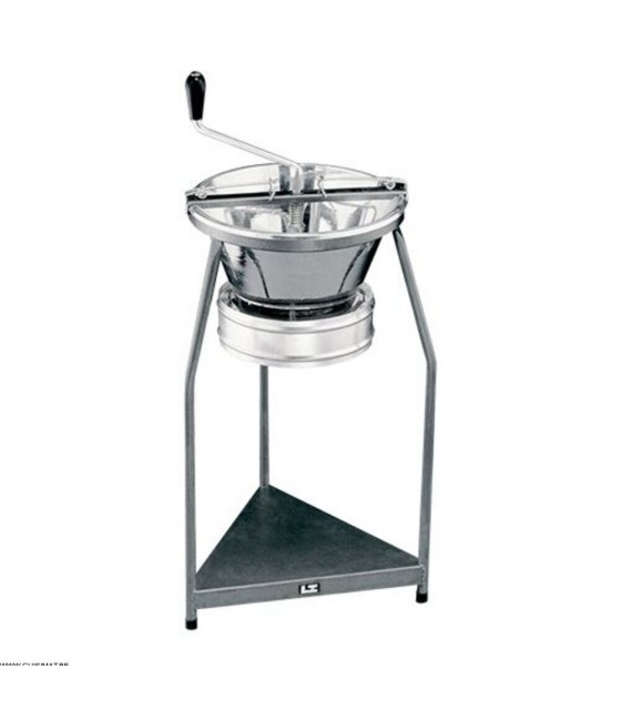 MOULIN-BROYEUR SUR PIED TELLIER dans ECUMOIRES ET PASSOIRES